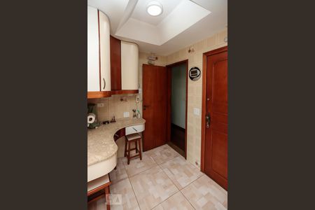 Apartamento à venda com 129m², 3 quartos e 2 vagasCozinha