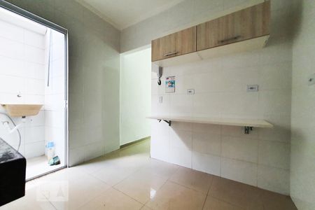 Casa de condomínio à venda com 65m², 2 quartos e 1 vaga Casa de condomínio à venda com 65m², 2 quartos e 1 vagaCozinha