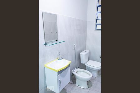 Casa à venda com 170m², 3 quartos e 1 vaga Casa à venda com 170m², 3 quartos e 1 vagabanheiro