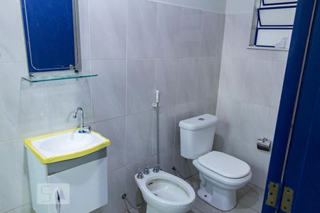 Casa à venda com 170m², 3 quartos e 1 vaga Casa à venda com 170m², 3 quartos e 1 vagabanheiro