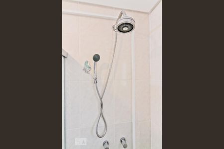 Apartamento à venda com 180m², 3 quartos e 4 vagas Apartamento à venda com 180m², 3 quartos e 4 vagasBanheiro da Suíte 3