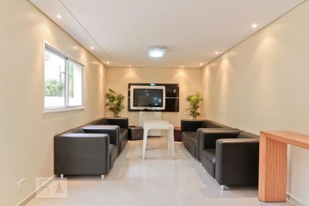Apartamento à venda com 180m², 3 quartos e 4 vagas Apartamento à venda com 180m², 3 quartos e 4 vagasÁrea comum - Salão de festas