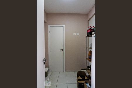 Apartamento à venda com 180m², 3 quartos e 4 vagas Apartamento à venda com 180m², 3 quartos e 4 vagasQuarto de Serviço