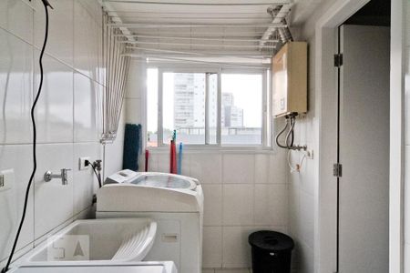 Apartamento à venda com 180m², 3 quartos e 4 vagas Apartamento à venda com 180m², 3 quartos e 4 vagasÁrea de Serviço