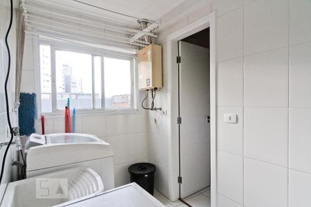 Apartamento à venda com 180m², 3 quartos e 4 vagas Apartamento à venda com 180m², 3 quartos e 4 vagasÁrea de Serviço