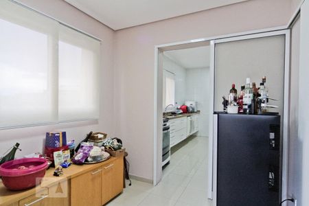 Apartamento à venda com 180m², 3 quartos e 4 vagas Apartamento à venda com 180m², 3 quartos e 4 vagasCopa