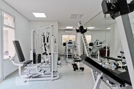 Apartamento à venda com 180m², 3 quartos e 4 vagas Apartamento à venda com 180m², 3 quartos e 4 vagasÁrea comum - Academia