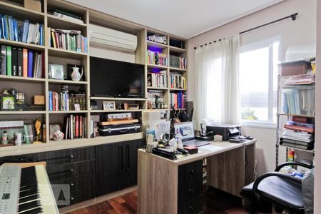 Apartamento à venda com 180m², 3 quartos e 4 vagas Apartamento à venda com 180m², 3 quartos e 4 vagasEscritório