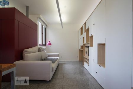 Sala  de apartamento para alugar com 2 quartos, 74m² em Indianópolis, São Paulo