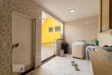 Casa à venda com 500m², 5 quartos e 8 vagasÁrea de serviço