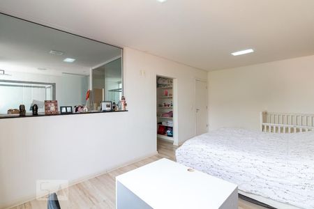 Casa à venda com 500m², 5 quartos e 8 vagasQuarto 4 suíte