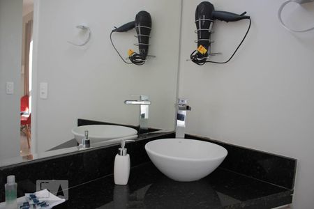 Banheiro de kitnet/studio à venda com 1 quarto, 29m² em Bela Vista, São Paulo