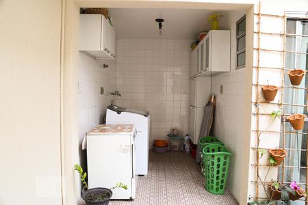 Casa à venda com 280m², 3 quartos e 2 vagasLavanderia