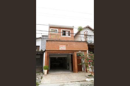 Casa à venda com 280m², 3 quartos e 2 vagasFachada