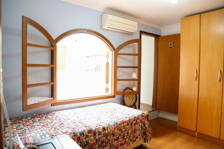 Casa à venda com 280m², 3 quartos e 2 vagasSuíte 3