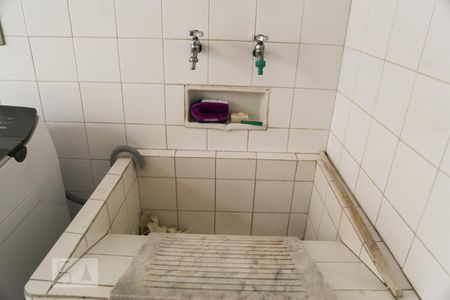 Casa à venda com 280m², 3 quartos e 2 vagasLavanderia