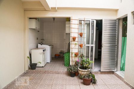 Casa à venda com 280m², 3 quartos e 2 vagasQuintal