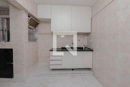 Apartamento à venda com 99m², 2 quartos e sem vagaCozinha