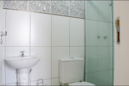 Banheiro da Suíte de apartamento à venda com 2 quartos, 52m² em Xaxim, Curitiba