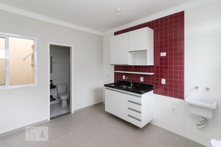 Cozinha de apartamento para alugar com 2 quartos, 42m² em Quarta Parada, São Paulo