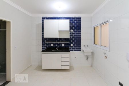 Sala e Cozinha de apartamento para alugar com 2 quartos, 42m² em Quarta Parada, São Paulo