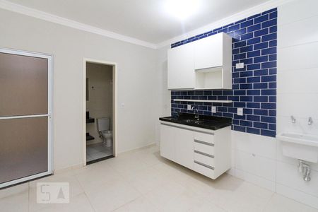 Sala e Cozinha de apartamento para alugar com 2 quartos, 42m² em Quarta Parada, São Paulo