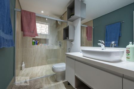 Casa para alugar com 230m², 3 quartos e 2 vagas Casa para alugar com 230m², 3 quartos e 2 vagasBanheiro 1