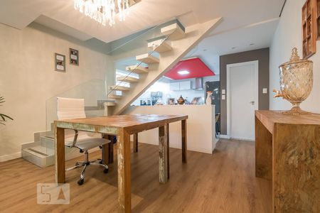 Sala de casa para alugar com 3 quartos, 230m² em Vila Cordeiro, São Paulo