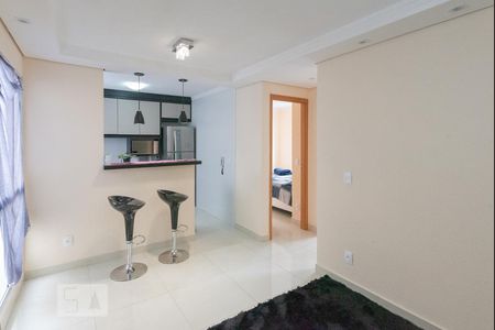 Sala de Apartamento com 2 quartos, 49m² Jardim São Vicente 