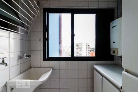 Apartamento à venda com 80m², 3 quartos e 1 vagaÁrea de Serviço