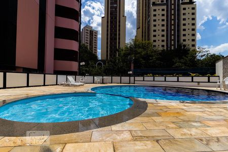 Apartamento à venda com 80m², 3 quartos e 1 vagaÁrea comum - Piscina