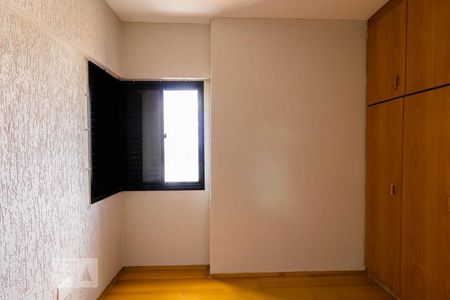 Apartamento à venda com 80m², 3 quartos e 1 vagaQuarto 2