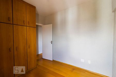 Apartamento à venda com 80m², 3 quartos e 1 vagaQuarto 2