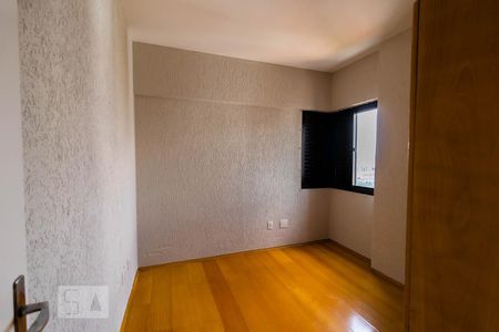Apartamento à venda com 80m², 3 quartos e 1 vagaQuarto 2