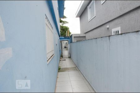Casa à venda com 200m², 3 quartos e 2 vagasCorredor lateral