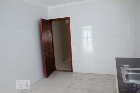 Casa à venda com 200m², 3 quartos e 2 vagasCozinha