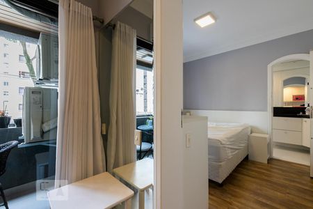 Suite de apartamento para alugar com 1 quarto, 48m² em Vila Uberabinha, São Paulo