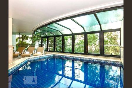 Apartamento à venda com 60m², 2 quartos e 2 vagasÁrea comum - Piscina