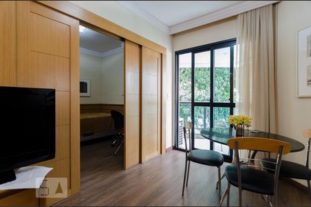 Apartamento à venda com 60m², 2 quartos e 2 vagasSala