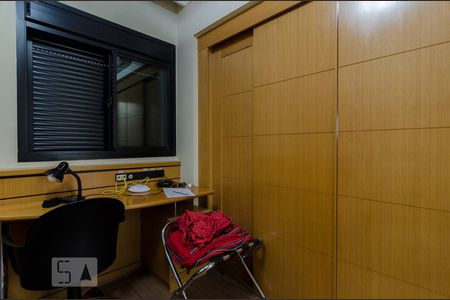 Apartamento à venda com 60m², 2 quartos e 2 vagasQuarto 2
