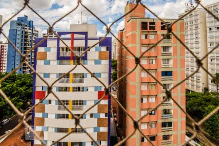 Vista do Quarto de apartamento à venda com 1 quarto, 52m² em Vila Itapura, Campinas