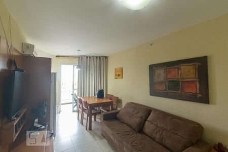 Sala de apartamento para alugar com 1 quarto, 50m² em Recreio dos Bandeirantes, Rio de Janeiro
