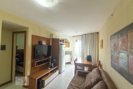 Sala de apartamento para alugar com 1 quarto, 50m² em Recreio dos Bandeirantes, Rio de Janeiro