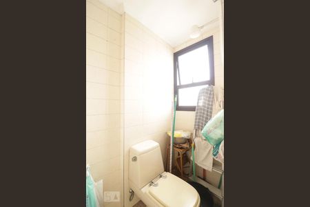 Apartamento à venda com 110m², 3 quartos e 2 vagasBanheiro de Serviço