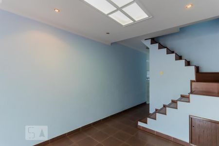 Sala de casa para alugar com 3 quartos, 150m² em Vila Santa Lúcia, São Paulo