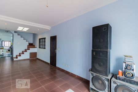 Sala de casa para alugar com 3 quartos, 150m² em Vila Santa Lúcia, São Paulo