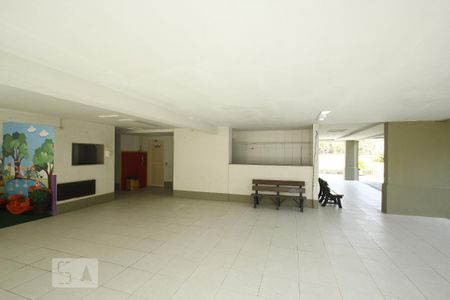 Apartamento para alugar com 78m², 2 quartos e 1 vagaÁrea comum - Salão de festas