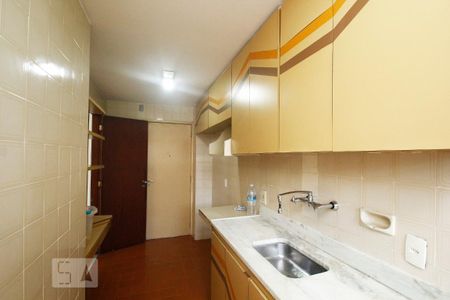 Apartamento para alugar com 78m², 2 quartos e 1 vagaCozinha
