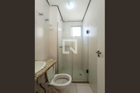 Apartamento para alugar com 62m², 2 quartos e 2 vagas Apartamento para alugar com 62m², 2 quartos e 2 vagasBanheiro