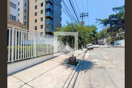 Apartamento para alugar com 62m², 2 quartos e 2 vagas Apartamento para alugar com 62m², 2 quartos e 2 vagasFachada